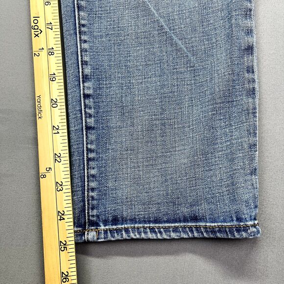 Chico’s Light Wash Blue So Slimming Girlfriend Slim Leg Crop Jeans Size 30"‎ - Picture 5 of 13